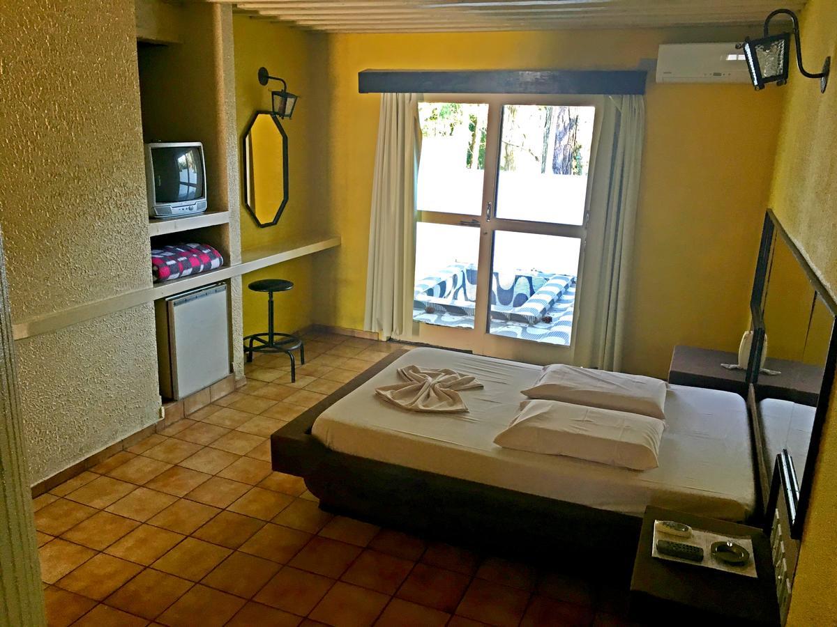 Hotel Comodoro De *